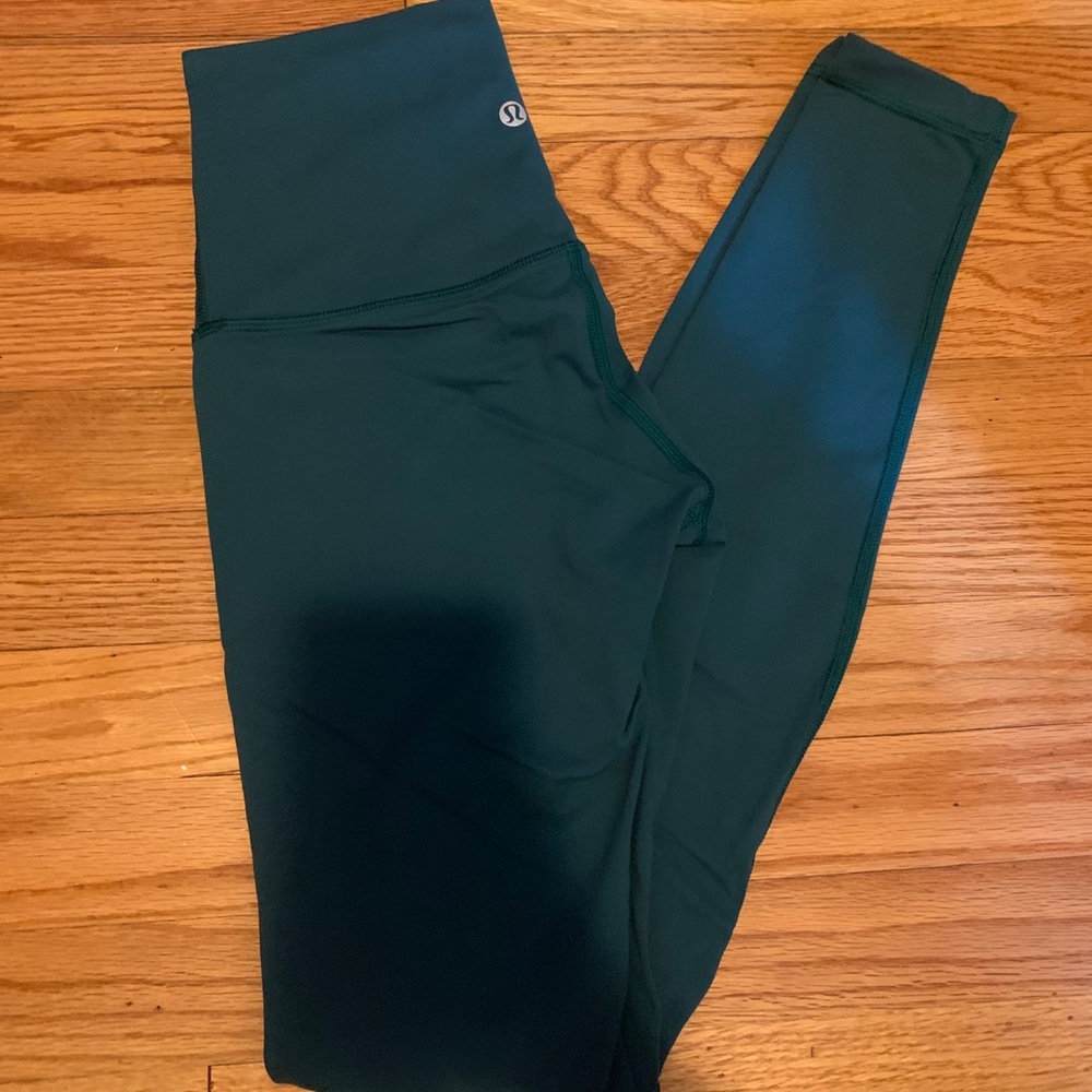 HR WUNDER UNDERS: SIZE 4
